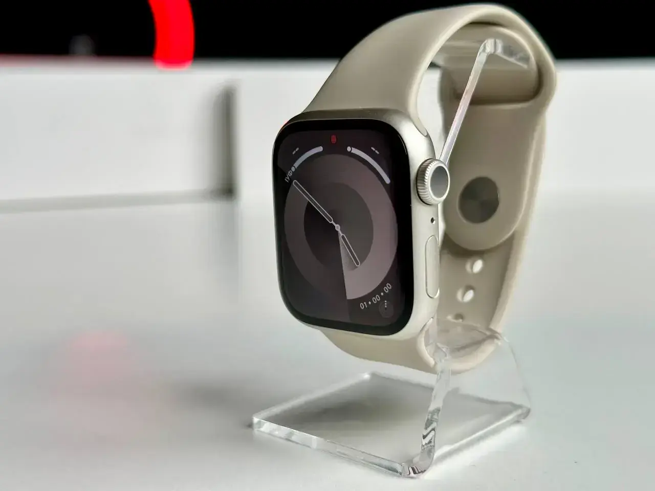 USED Apple Watch Series 7 GPS 41mm Starlight Aluminum Case with Starlight Sport Band (MKMY3)