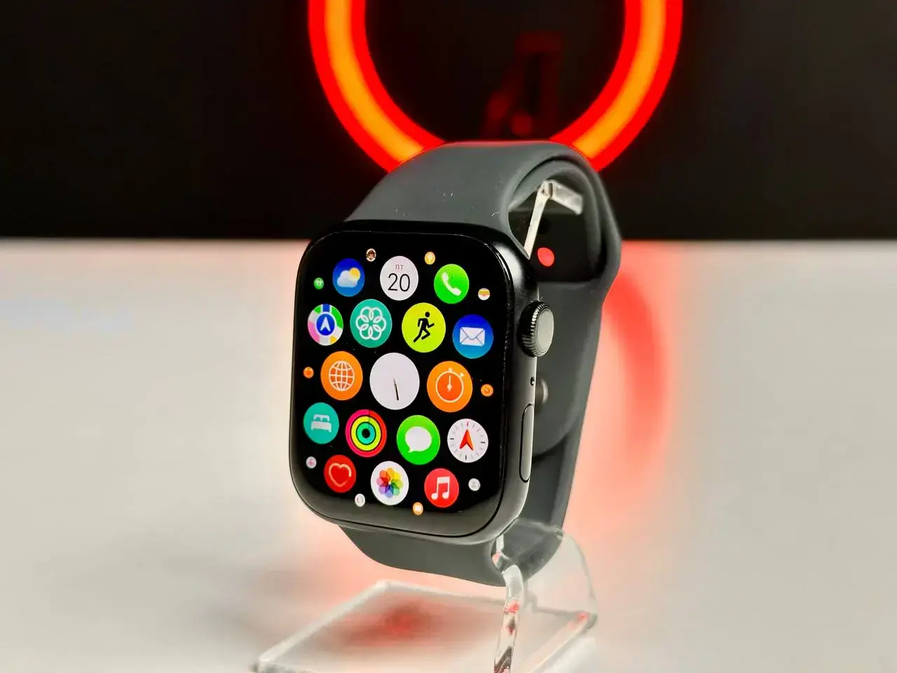 USED Apple Watch Series 8 GPS 45mm Midnight Aluminum Case with Midnight Sport Band - Regular (MNP13)