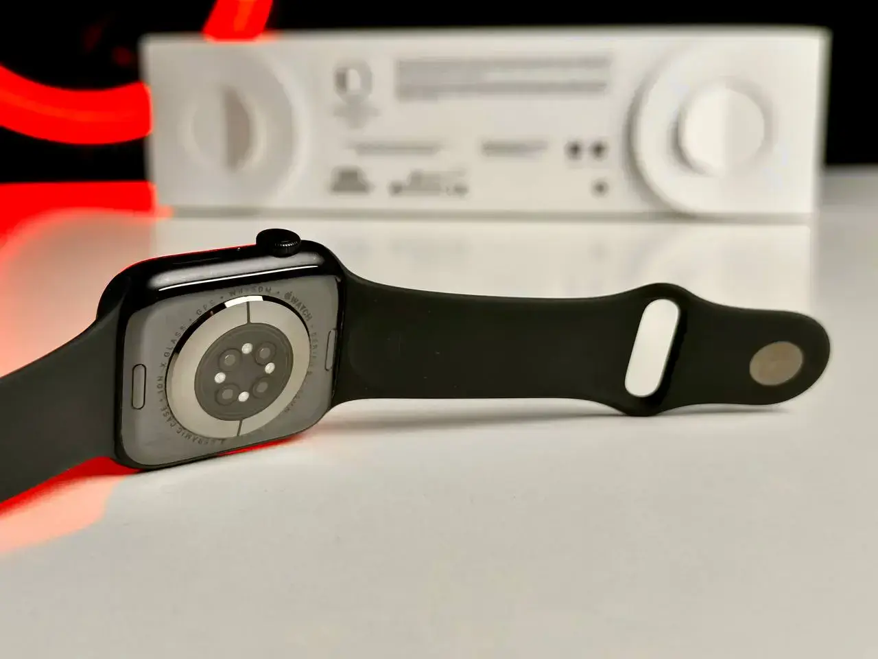 USED Apple Watch Series 8 GPS 45mm Midnight Aluminum Case with Midnight Sport Band - Regular (MNP13)
