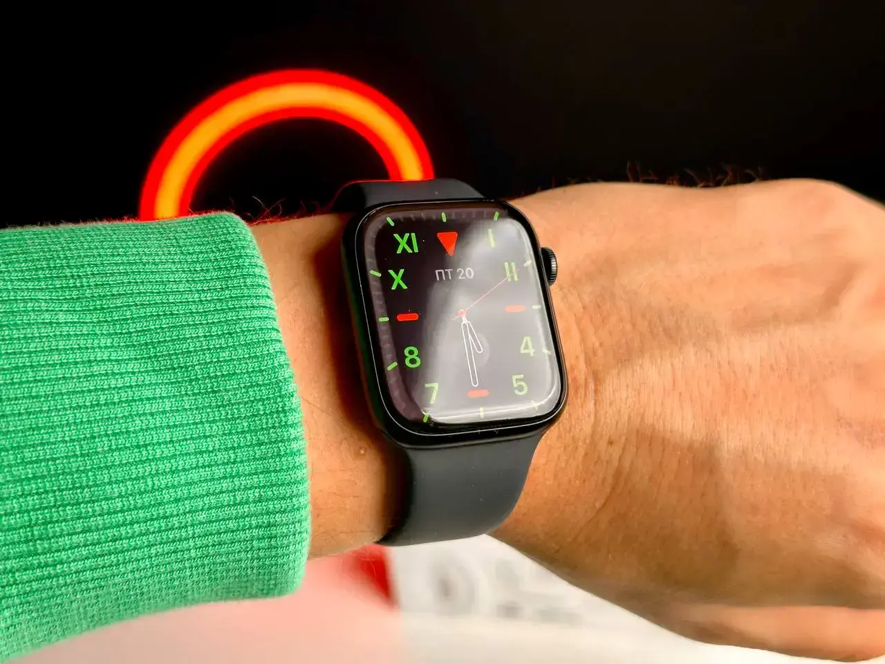 USED Apple Watch Series 8 GPS 45mm Midnight Aluminum Case with Midnight Sport Band - Regular (MNP13)