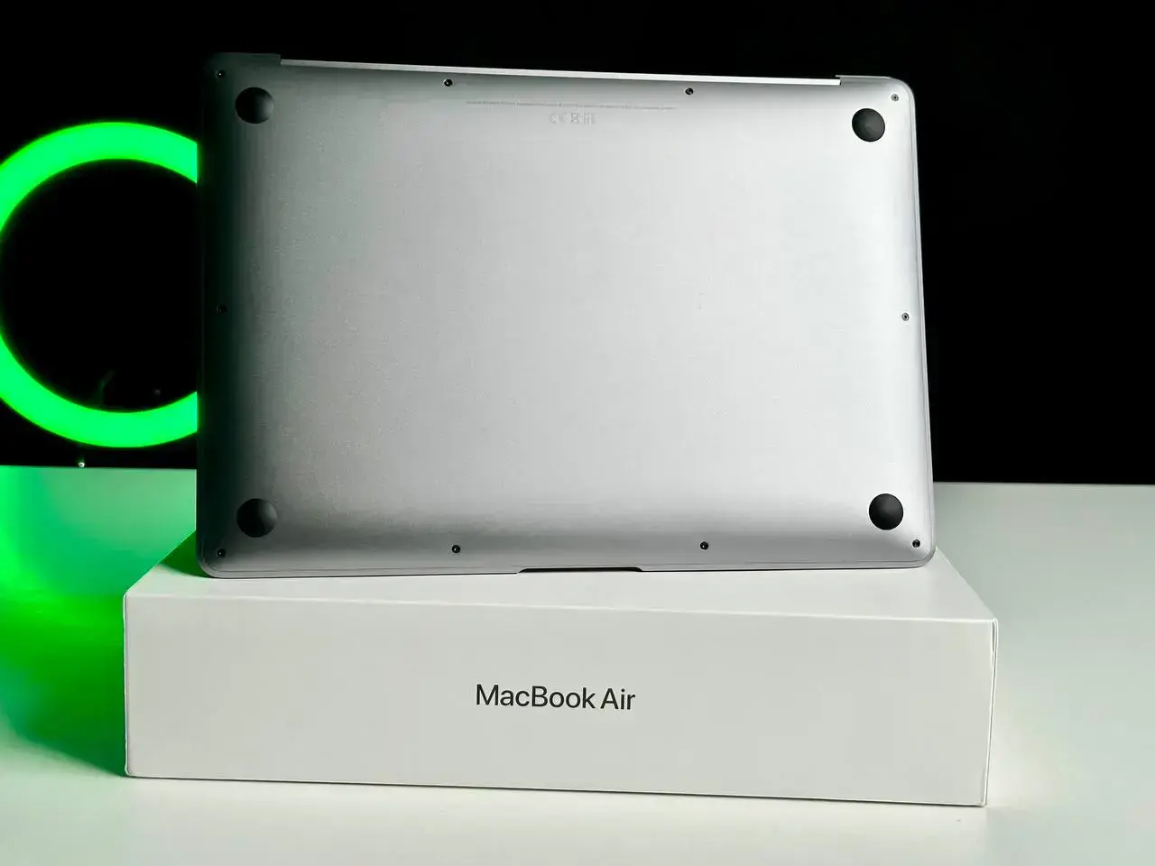 USED MacBook Air 13" Space Gray 2020 (Z0YJ0) (i5/8GB/256SSD)