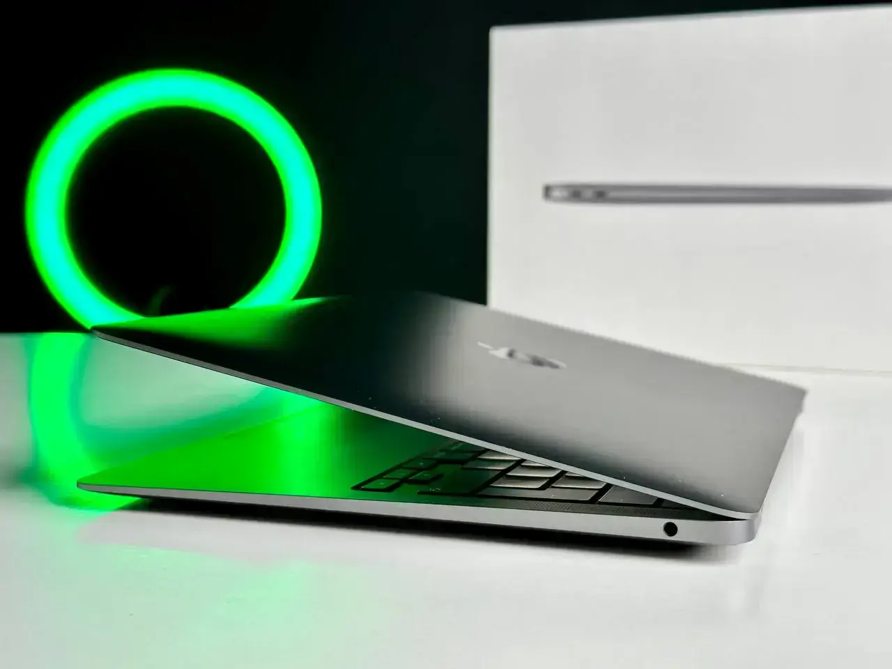 USED MacBook Air 13" Space Gray 2020 (Z0YJ0) (i5/8GB/256SSD)