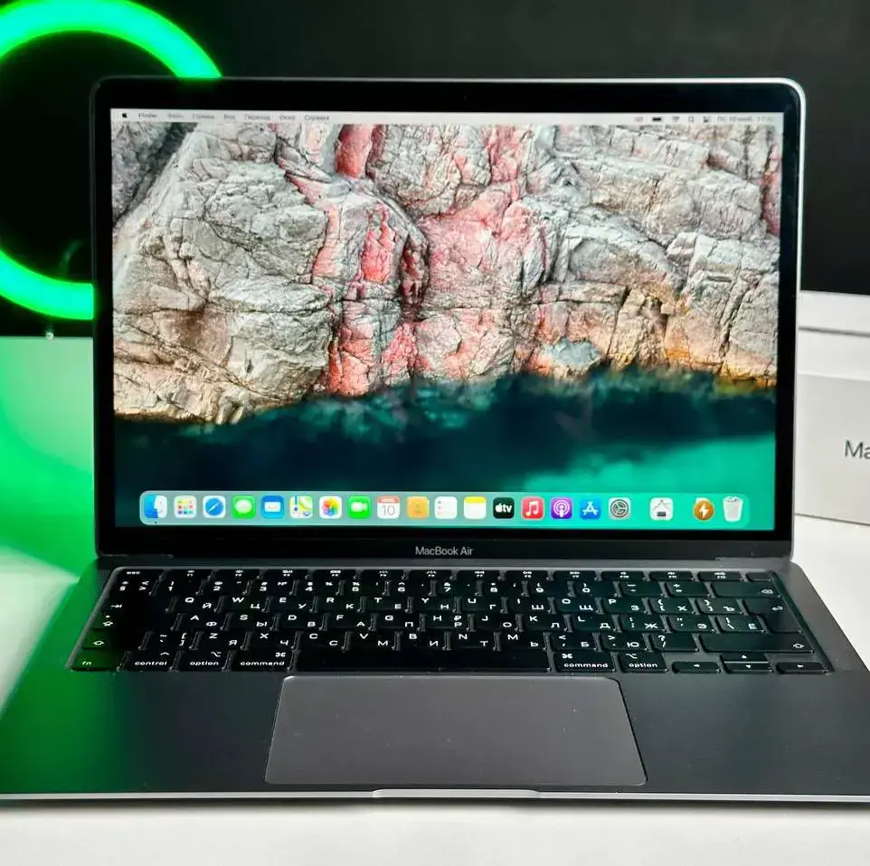 USED MacBook Air 13" Space Gray 2020 (Z0YJ0) (i5/8GB/256SSD)