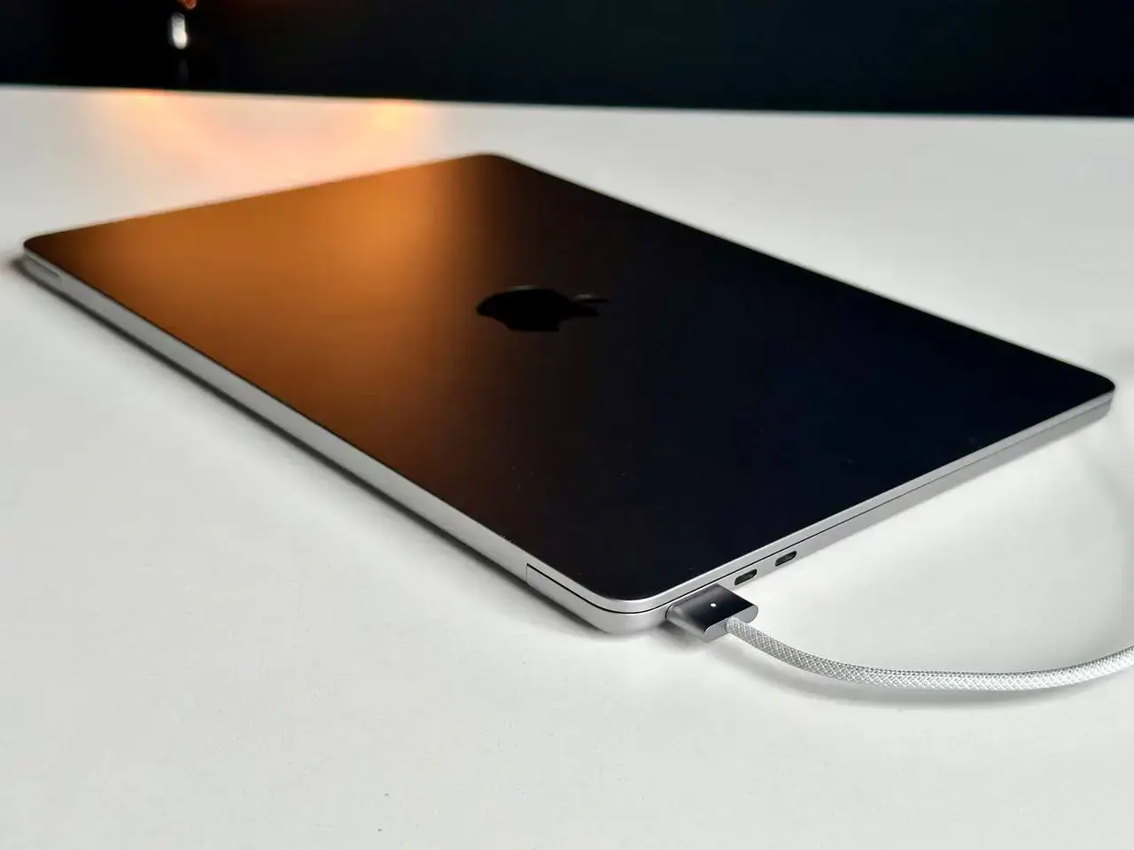USED MacBook Air 13.6" Space Gray 2022 (MLXX3)🔋100% (Состояние - 9/10. Комплект - Полный | гарантия - 1 міс.) - Cycle 54