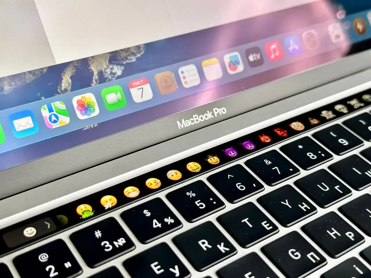 USED MacBook Pro 13" Silver (MWP82) 2020 (i5/16GB/1TB)