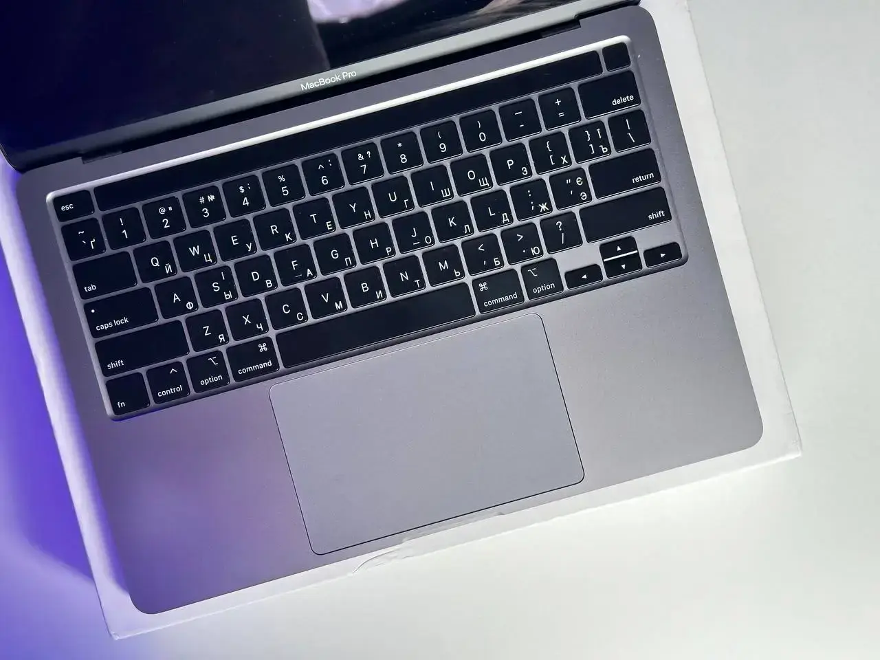 USED MacBook Pro 13" Space Gray (MWP52) 2020 (i5/16GB/1TB)
