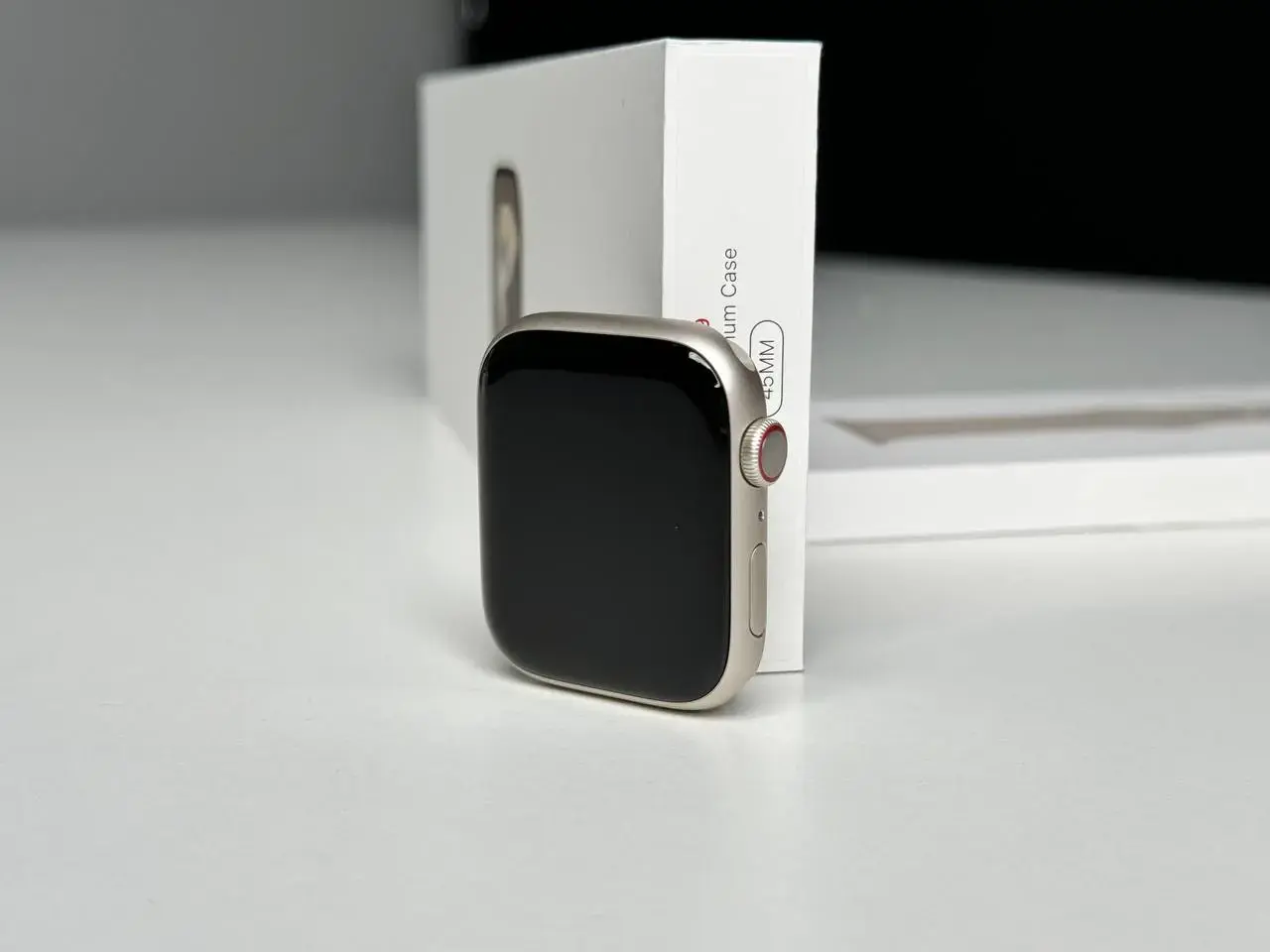 NEW OPEN BOX Apple Watch Series 9 GPS + Cellular 45mm Starlight Aluminum Case with Starlight Sport Band - M/L (MRM93)