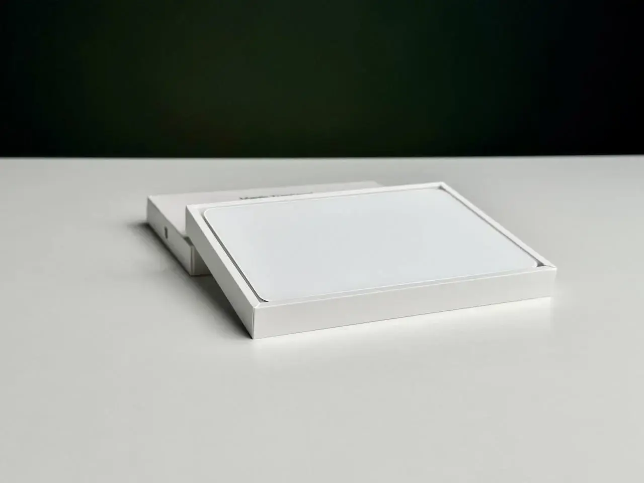 OPEN BOX Apple Magic Trackpad 2021 - White Multi-Touch Surface (MK2D3)