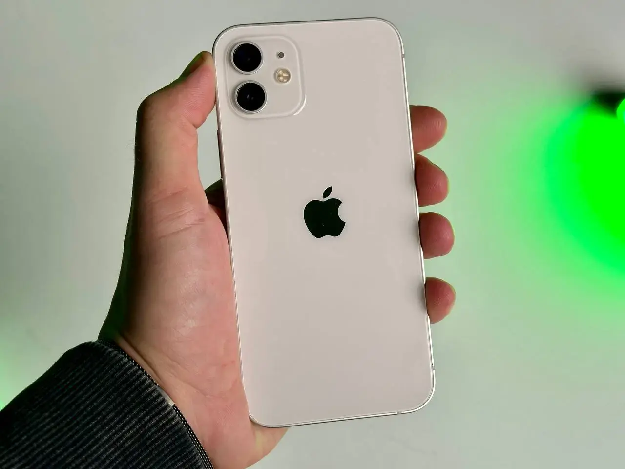 USED Apple iPhone 12 64GB White (MGH73, MGJ63)🔋85%(Стан - 8.5/10, Комплект - iPhone | гарантія - 1 міс.)