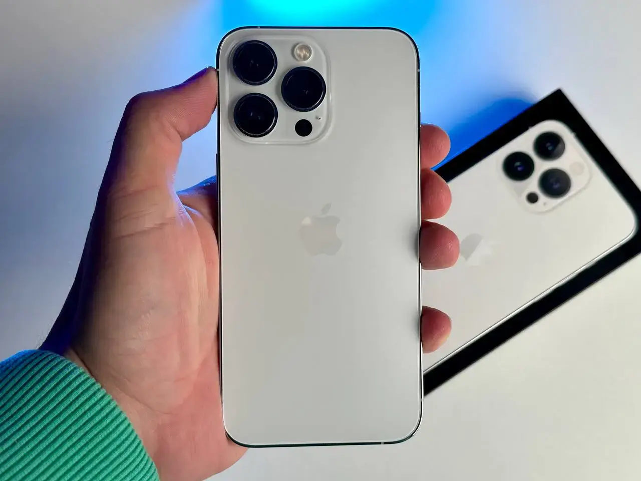 USED Apple iPhone 13 Pro 256GB Silver (MLTX3, MLVF3)🔋84%(Стан - 9.5/10, Комплект - Повний | гарантія - 1 міс.)