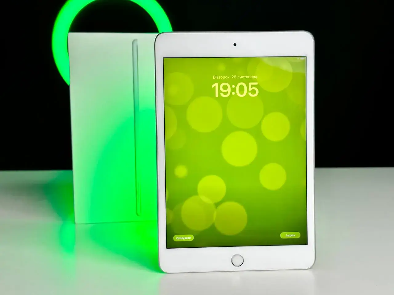 USED iPad mini 5 Wi-Fi 256GB Silver (MUU52)🔋82% (Стан - 9/10, комплект - повний, гарантія - 1 міс.)