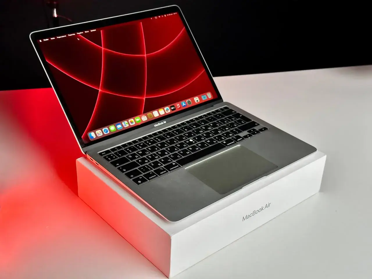 USED MacBook Air 13" Silver 2020 (MGN93)(M1/8GB/256SSD)🔋84% (Стан - 9/10. Комплект - повний | гарантія - 1 міс.) - Cycle 197