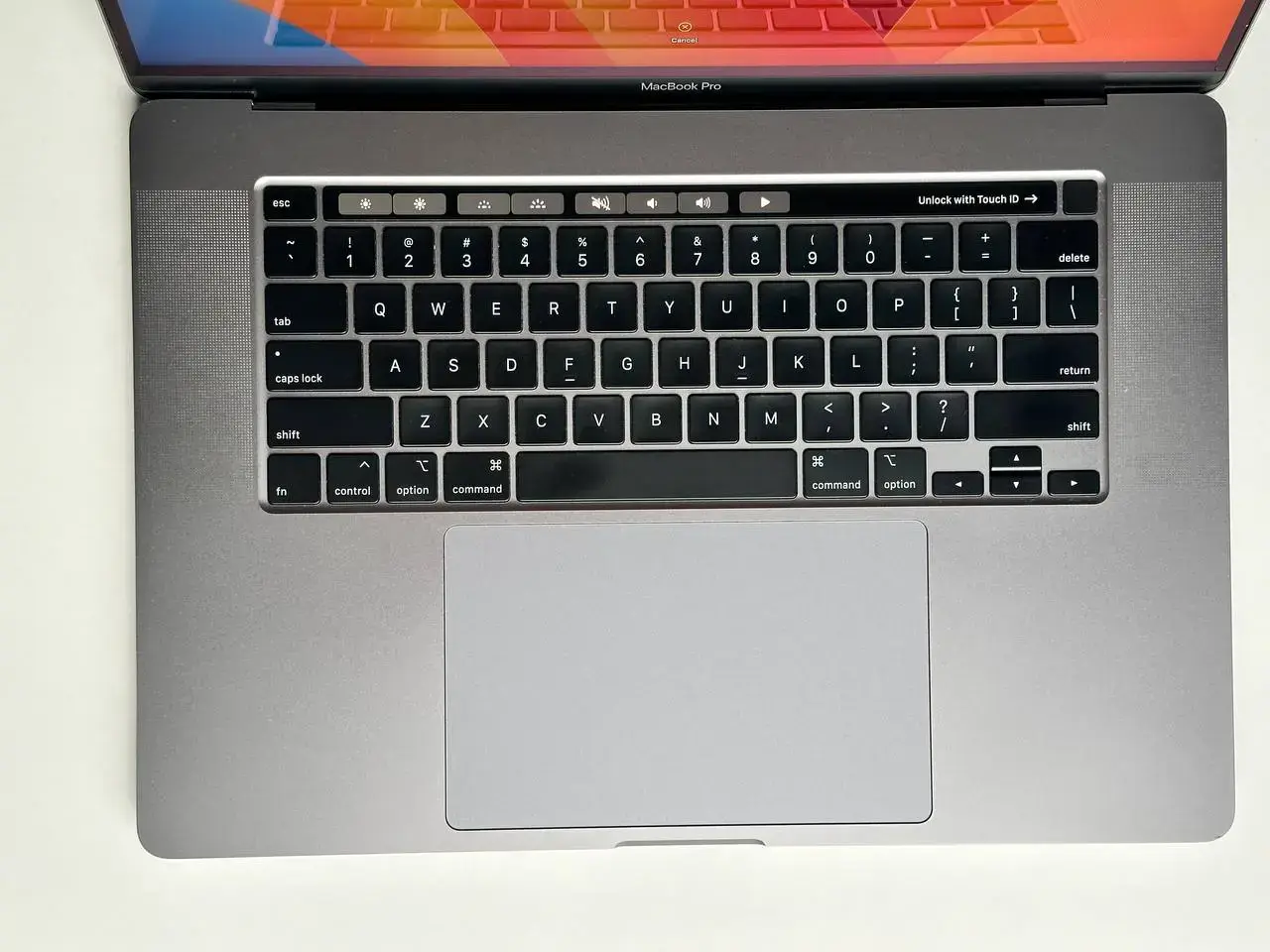USED MacBook Pro 16" Space Gray (MVVJ2) 2019 (Стан - 9/10. Комплект - повний | гарантія - 1 міс.) - Cycle 313