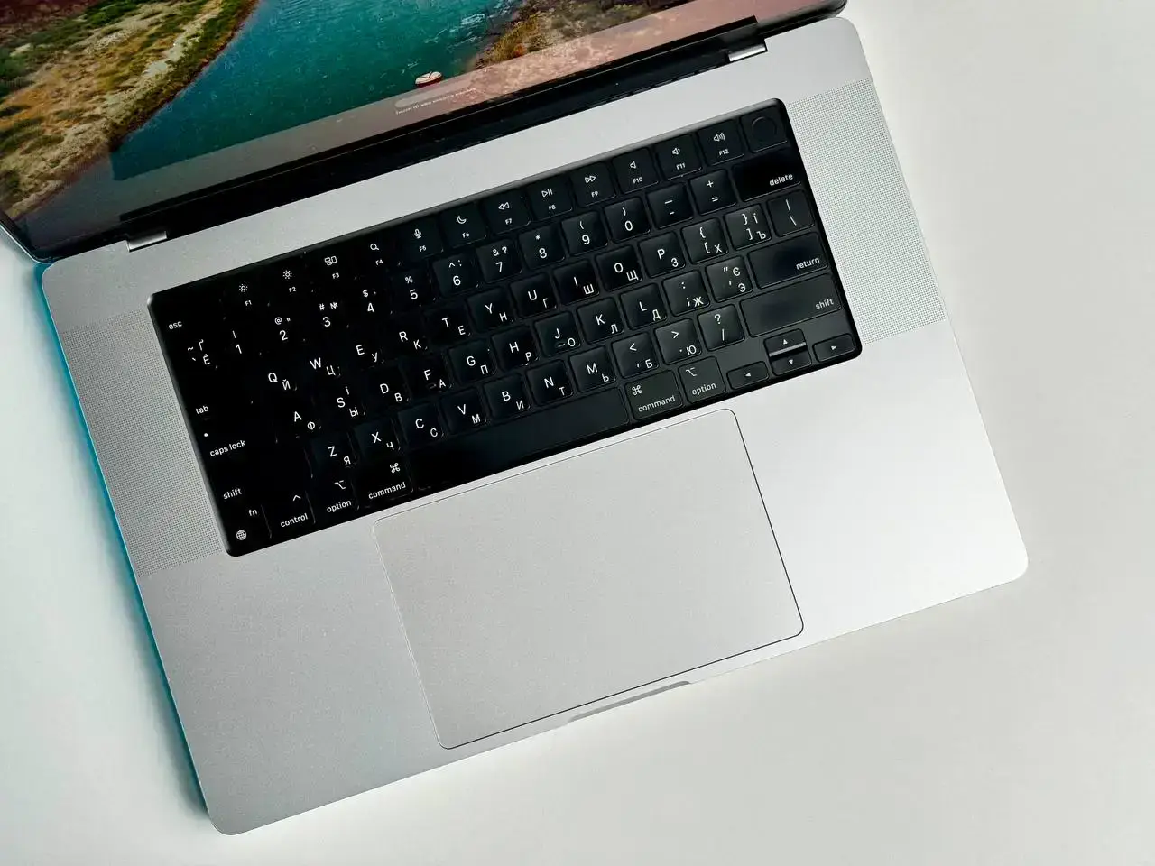 Б/У MacBook Pro 16" Silver 2023 (MNWE3)
