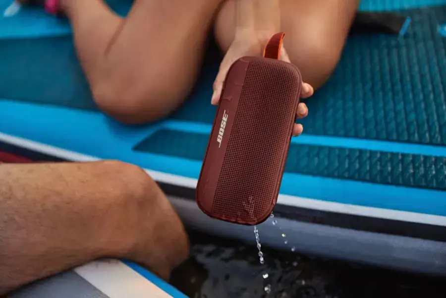 Портативна колонка Bose Soundlink Flex Bluetooth Speaker - Carmine Red (865983-0400)