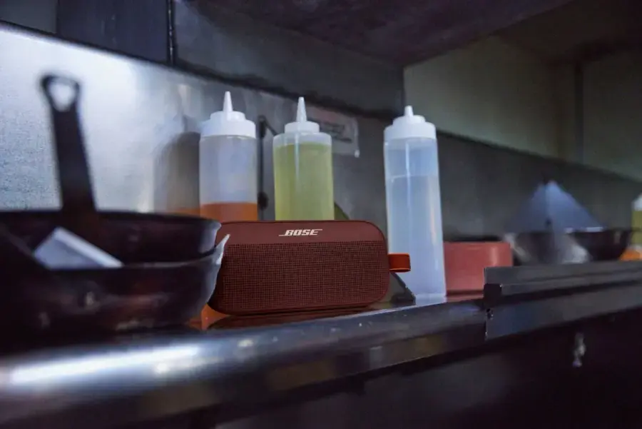 Портативна колонка Bose Soundlink Flex Bluetooth Speaker - Carmine Red (865983-0400)