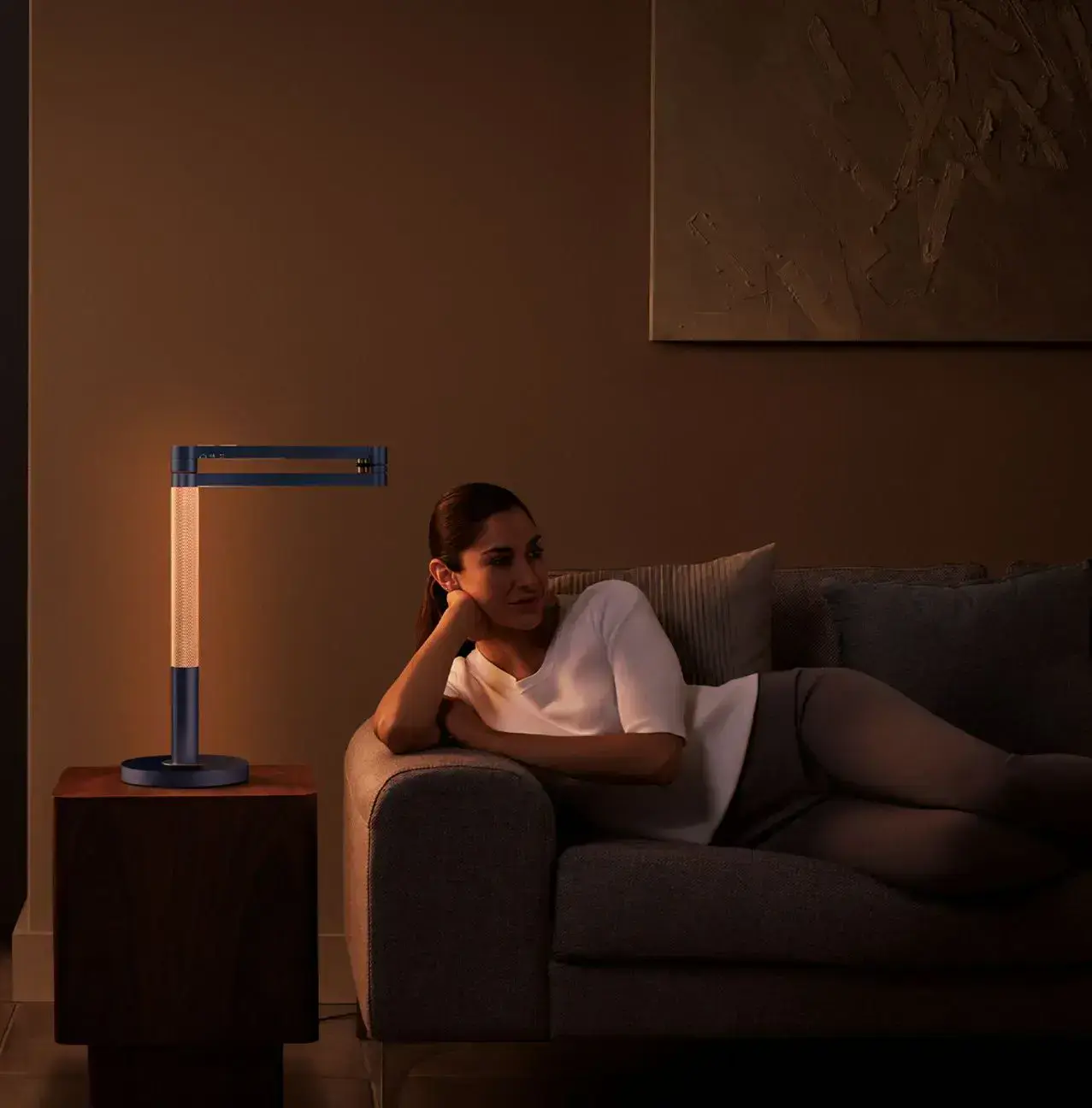Настольная лампа Dyson Solarcycle Morph™ desk - Prussian Blue/Rich Copper (554968-01)