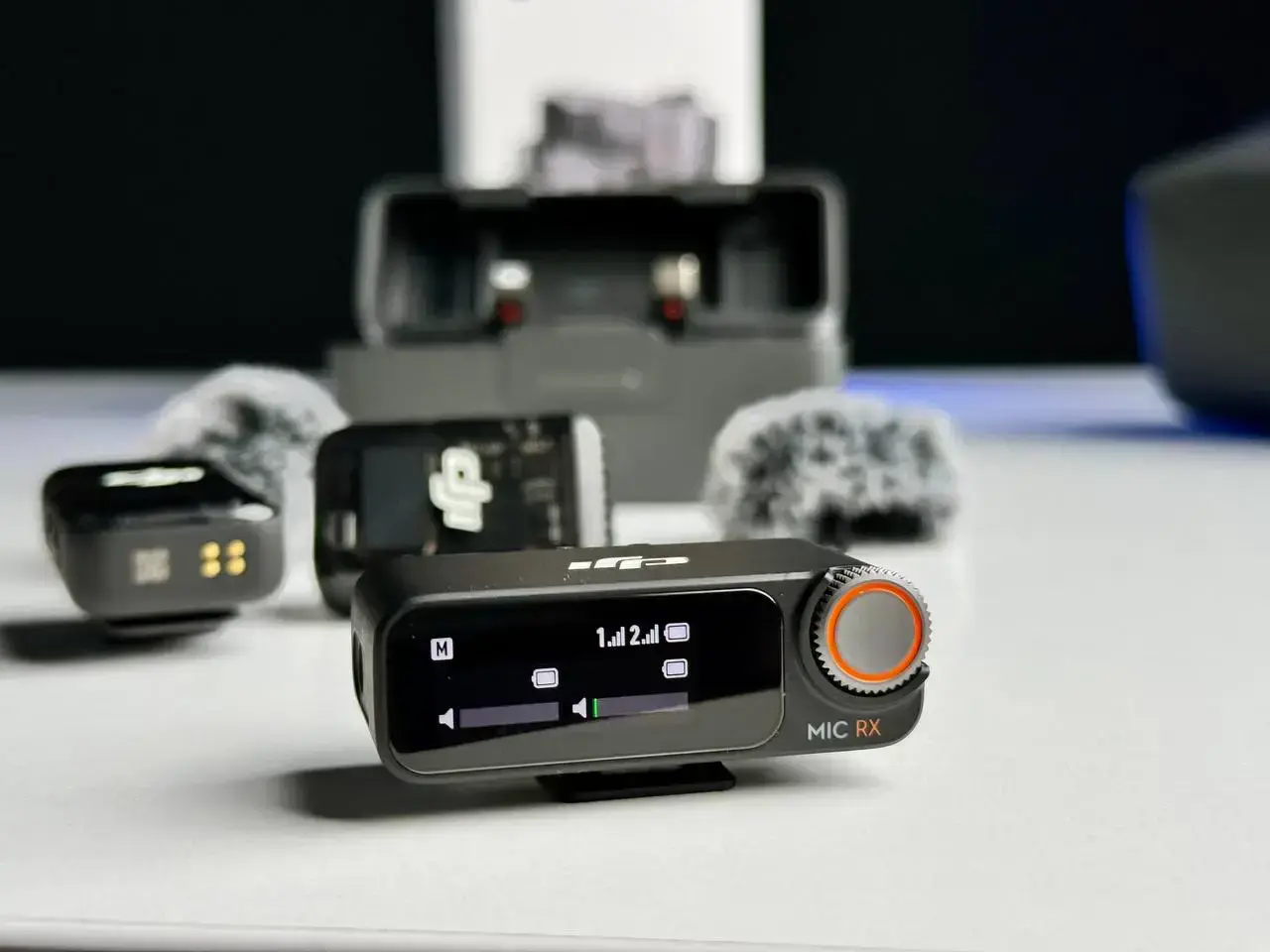 OPEN BOX Микрофонная радиосистема DJI Mic 2 [2 TX + 1 RX + Charging Case] (CP.RN.00000325.01) - РАСПЕЧАТАННАЯ ДЛЯ ОБЗОРА НА YOUTUBE
