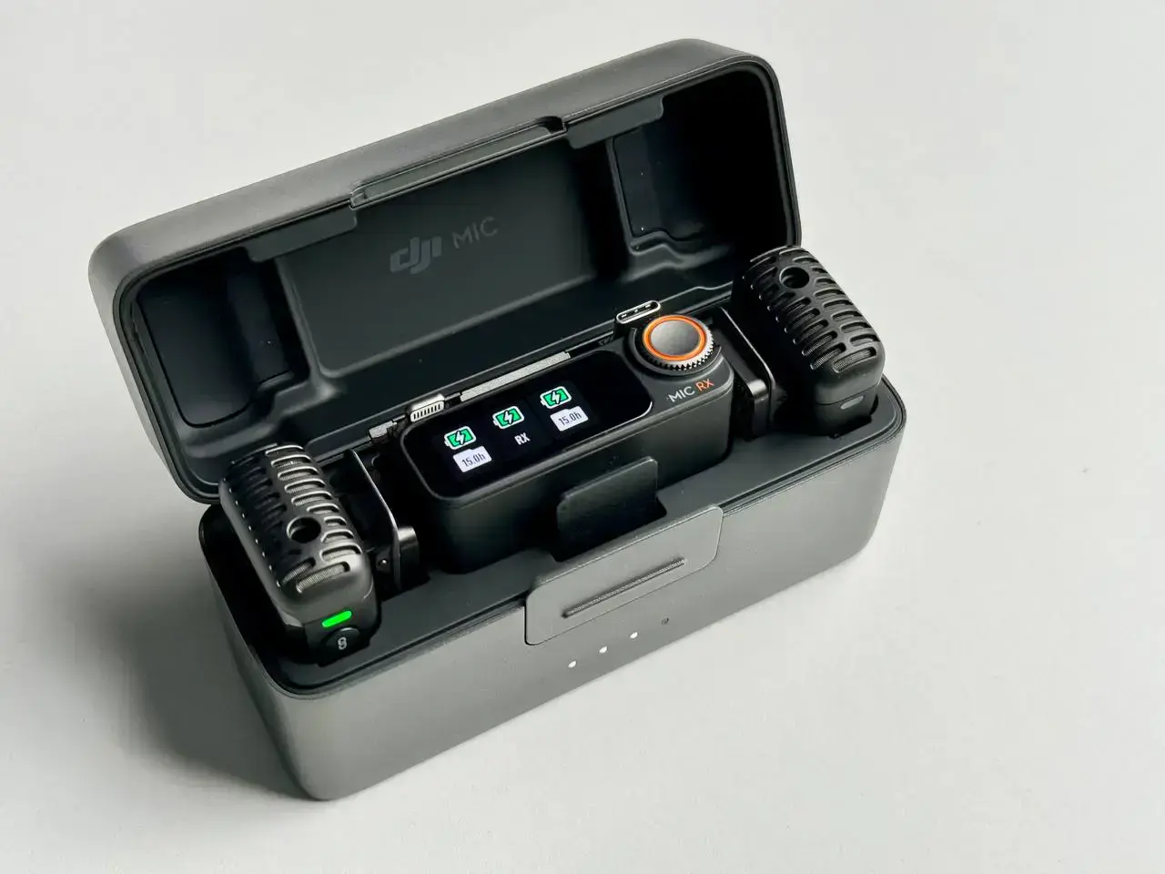 OPEN BOX Микрофонная радиосистема DJI Mic 2 [2 TX + 1 RX + Charging Case] (CP.RN.00000325.01) - РАСПЕЧАТАННАЯ ДЛЯ ОБЗОРА НА YOUTUBE