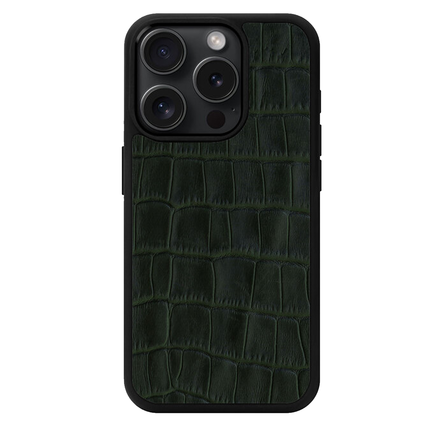 Чехол Kartell из темно-зеленого тиснения под крокодила на телячьей коже для iPhone 15 Pro Max с MagSafe (M15PM36)
