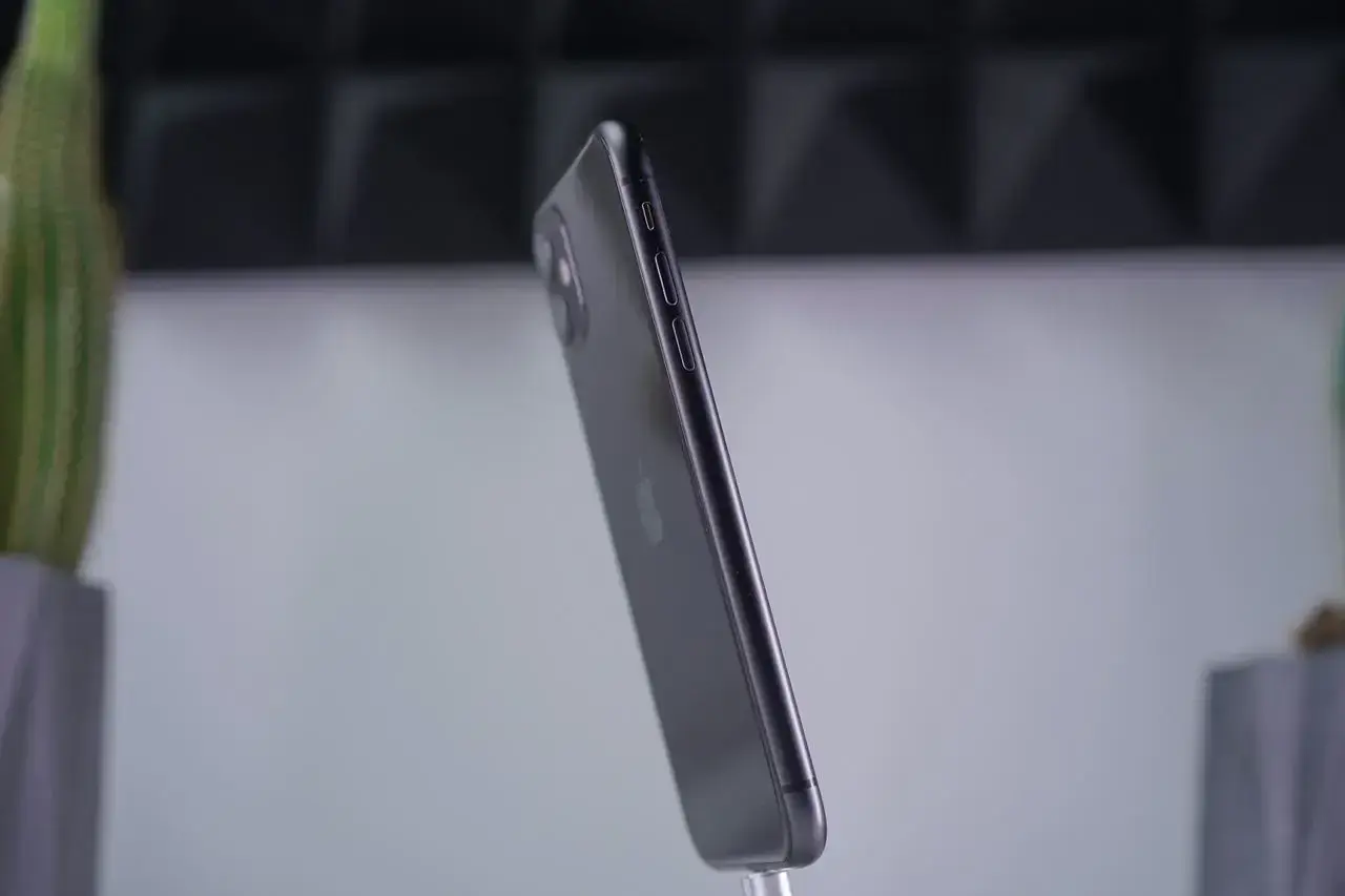 USED Apple iPhone 11 128GB Black (MHCX3, MHDH3)🔋100%(Состояние - 9.5/10, Комплект - iPhone | гарантия - 1 мес.)