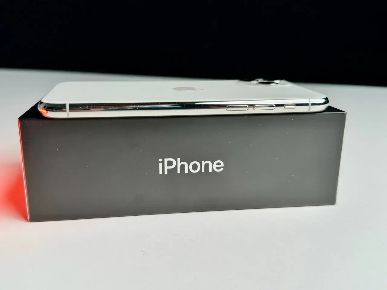 USED Apple iPhone 11 Pro 64GB Silver (MWC32)🔋100%(Стан - 9.9/10, Комплект - iPhone, кабель, коробка | гарантія - 1 міс.)