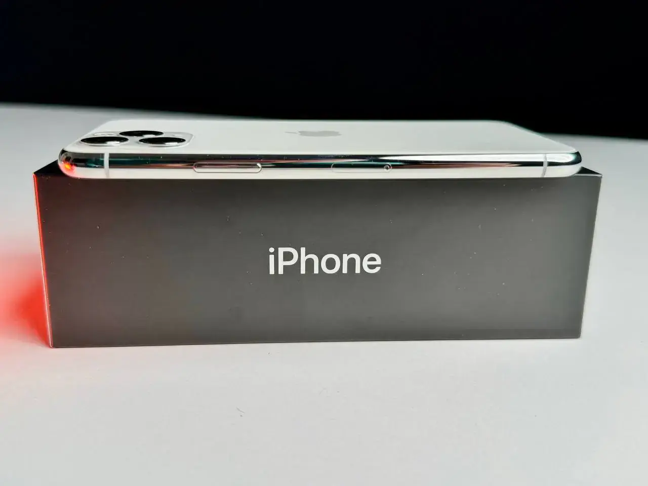 USED Apple iPhone 11 Pro 64GB Silver (MWC32)🔋100%(Стан - 9.9/10, Комплект - iPhone, кабель, коробка | гарантія - 1 міс.)