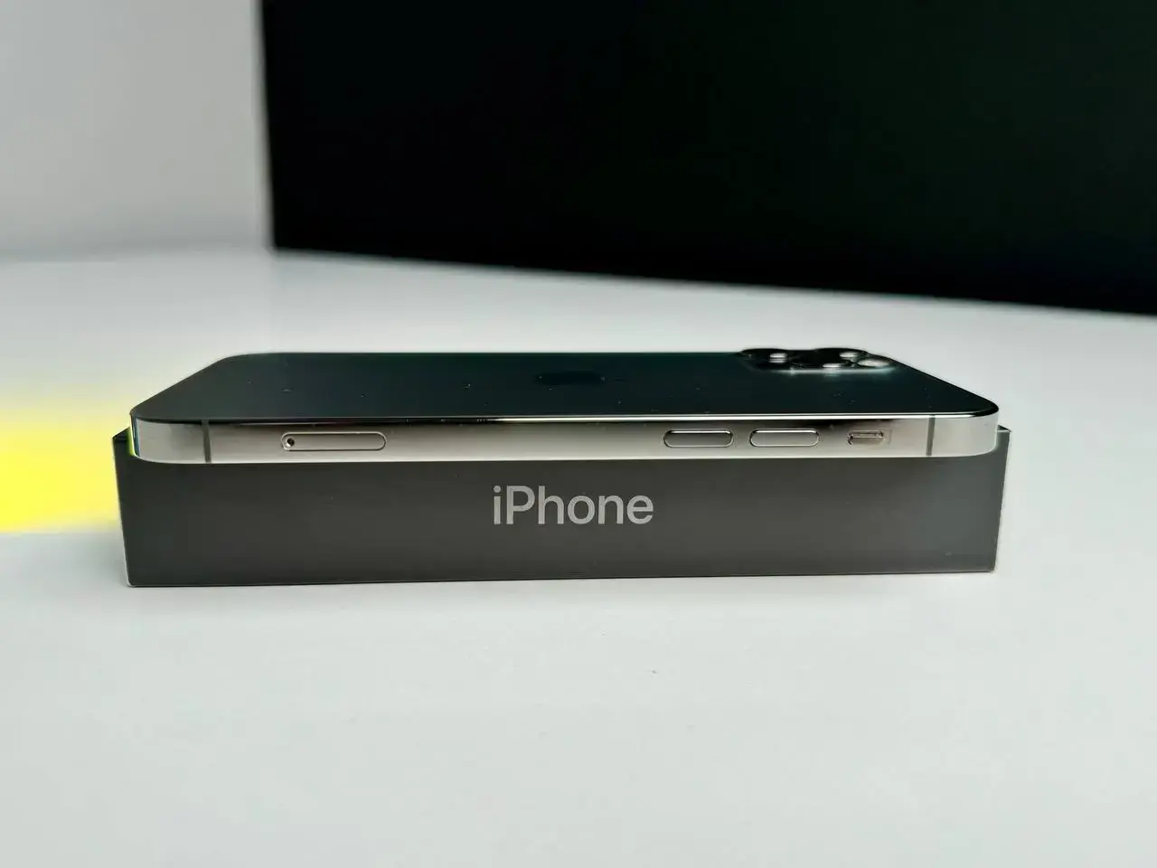 USED Apple iPhone 12 Pro 256GB Graphite (MGLT3, MGMP3)🔋100%(Стан - 9/10, Комплект - Повний | гарантія - 1 міс.)