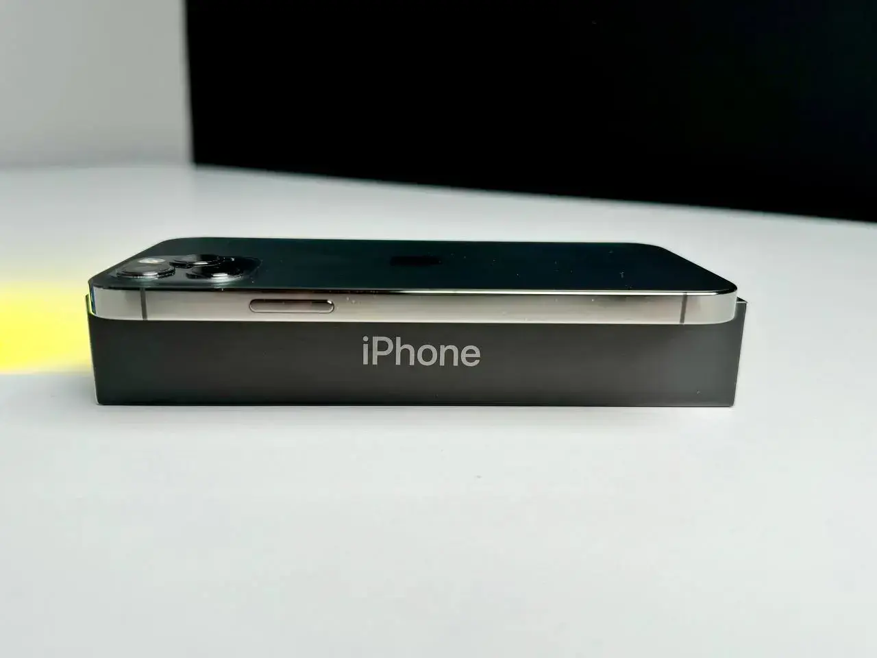 USED Apple iPhone 12 Pro 256GB Graphite (MGLT3, MGMP3)🔋100%(Стан - 9/10, Комплект - Повний | гарантія - 1 міс.)