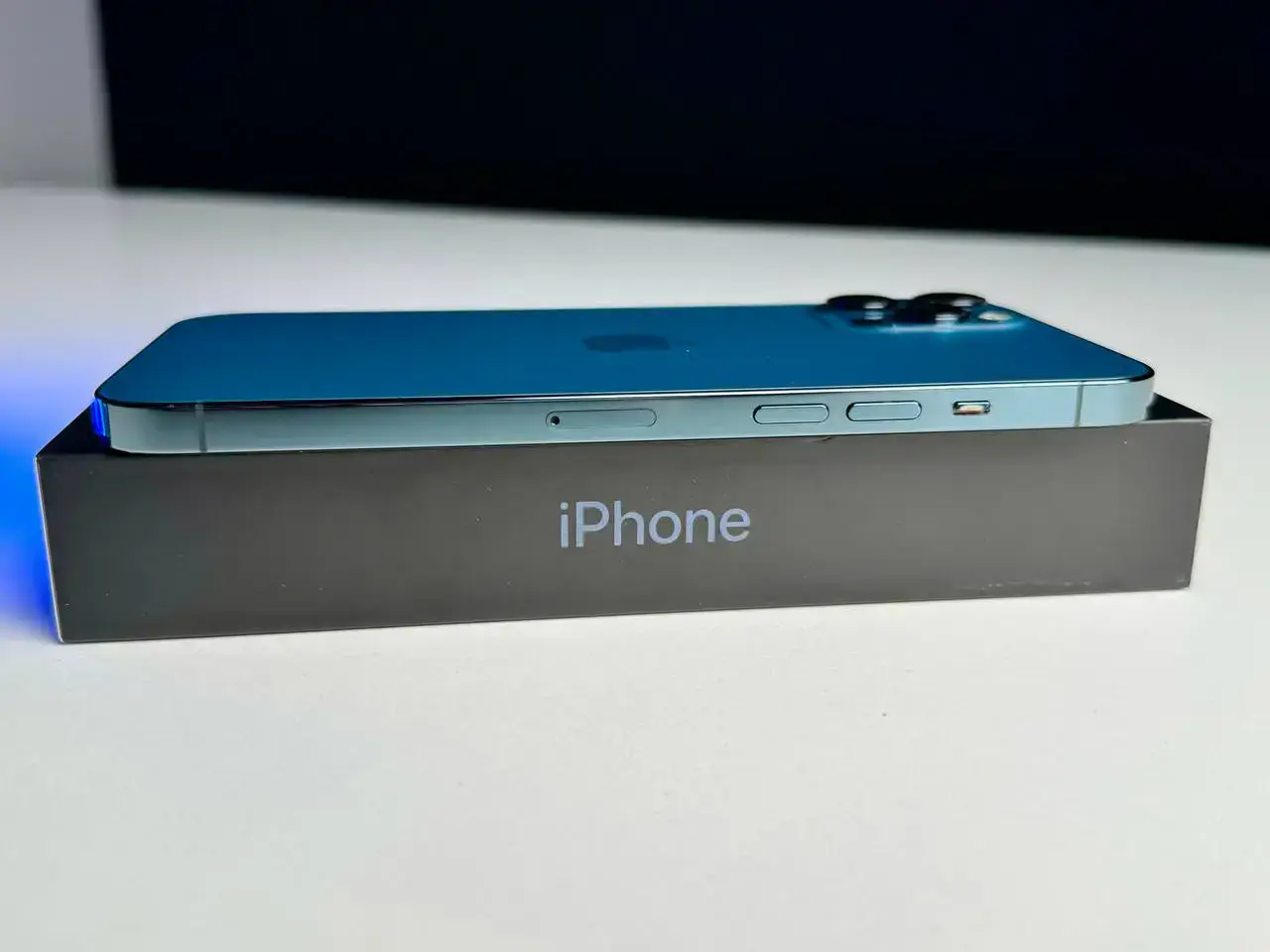USED Apple iPhone 12 Pro Max 128GB Pacific Blue (MGCJ3, MGDA3)🔋90%(Стан - 9.9/10, Комплект - Повний | гарантія - 1 міс.)