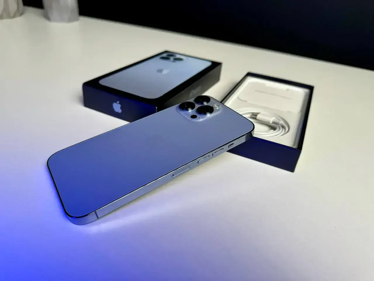 USED Apple iPhone 13 Pro Max 256GB Sierra Blue (MLKV3)🔋86%(Стан - 9/10, Комплект - Повний | гарантія - 1 міс.)