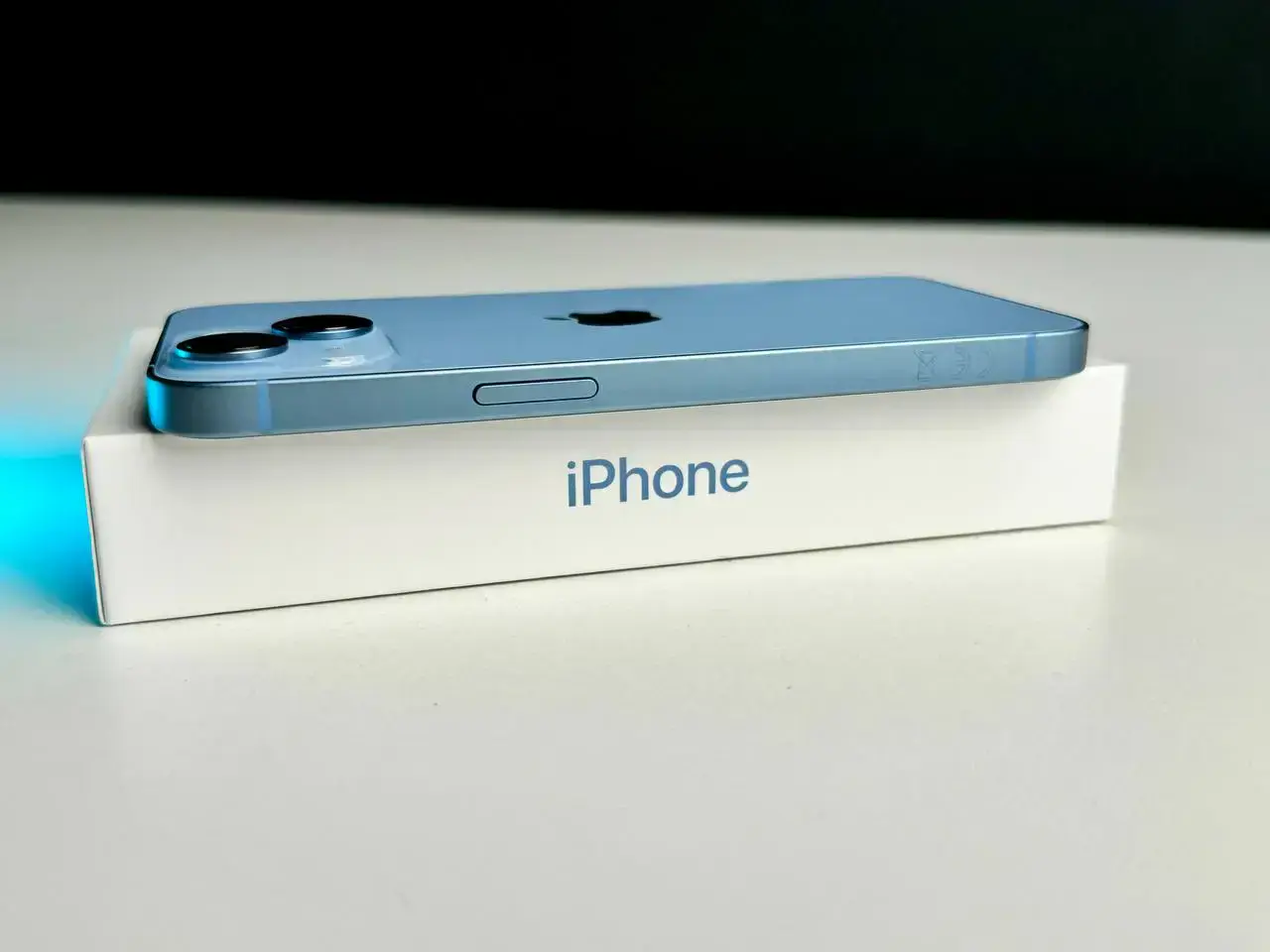 USED Apple iPhone 14 256GB Blue (MPWP3)🔋100%(Стан - 10/10, Комплект - Повний | гарантія - 1 міс.)