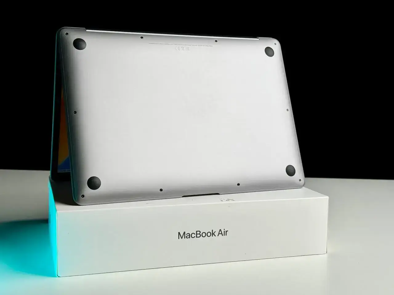 USED MacBook Air 13" Space Gray 2020 (MGN63)(Состояние - 9.5/10. Комплект - полный | гарантия - 1 мес.) - Cycle 46