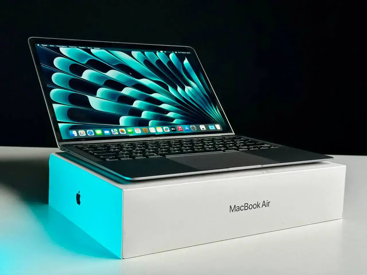 USED MacBook Air 13" Space Gray 2020 (MGN63)(Состояние - 9.5/10. Комплект - полный | гарантия - 1 мес.) - Cycle 46