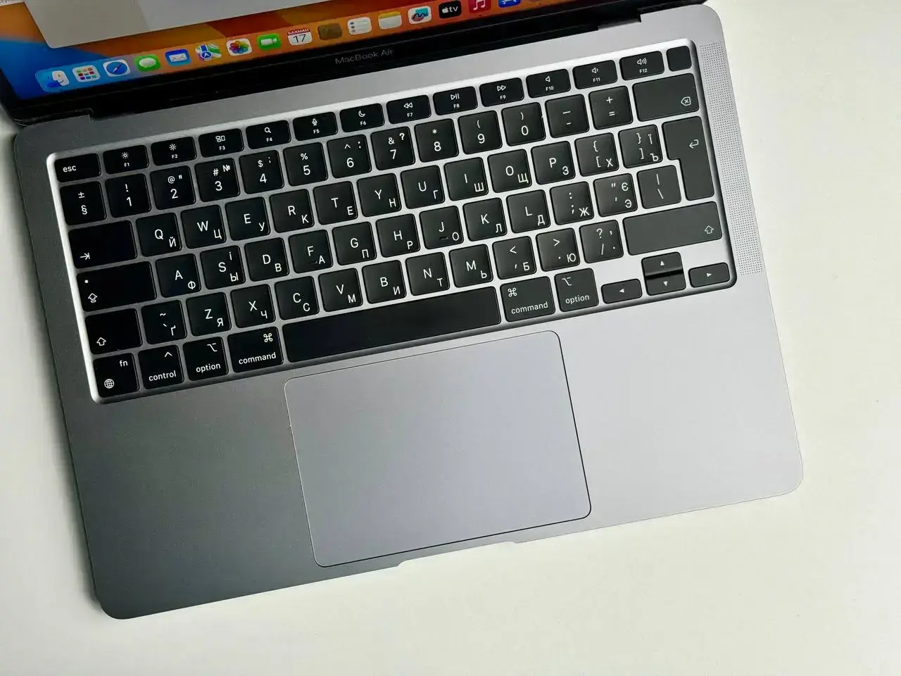 USED MacBook Air 13" Space Gray 2020 (MGN63)(Состояние - 9.5/10. Комплект - полный | гарантия - 1 мес.) - Cycle 46