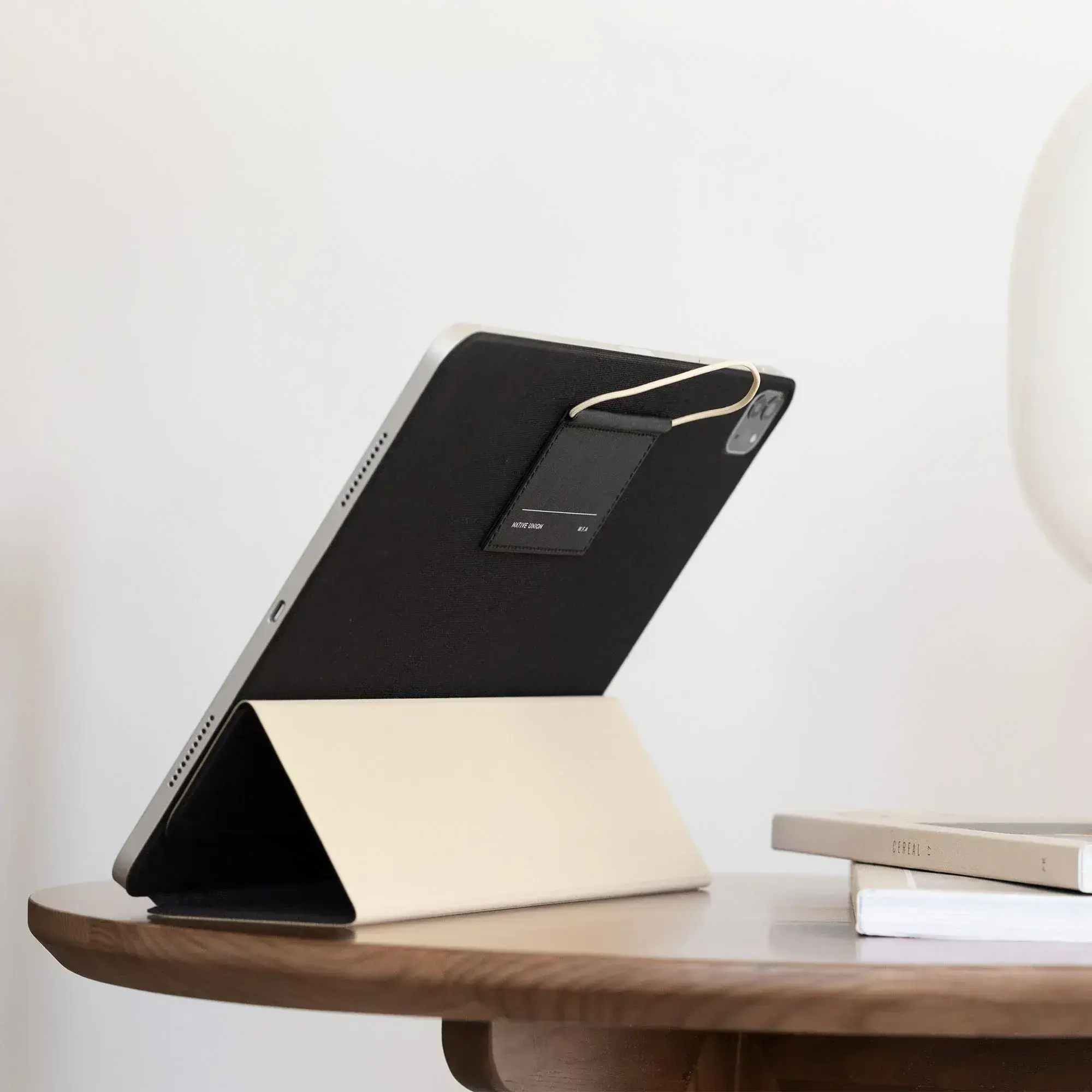 Чохол Native Union W.F.A Folio Case for iPad Pro 12.9" - Black (FOLIO-BLK-13)