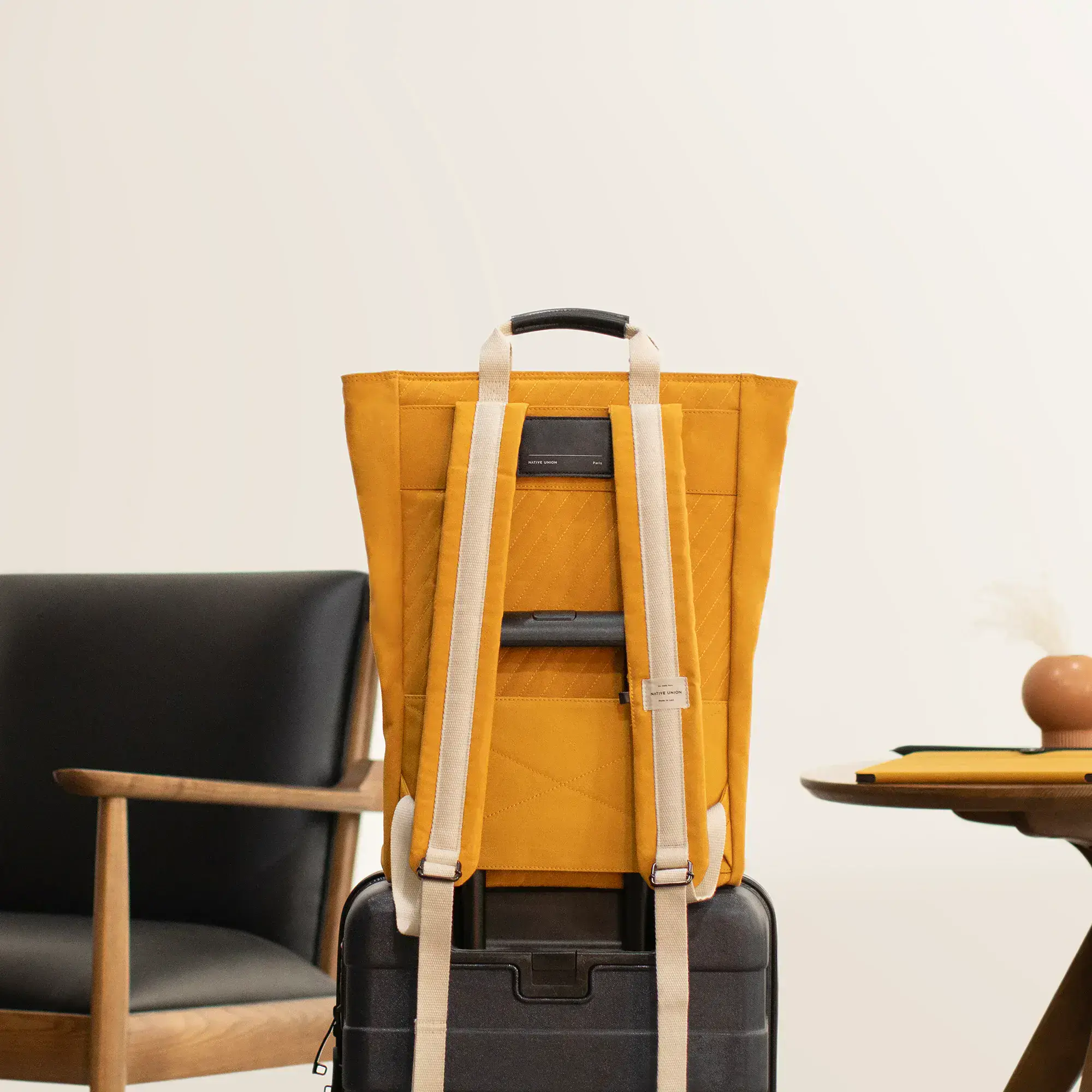 Рюкзак Native Union W.F.A Backpack Black (BACKPACK-BLK)