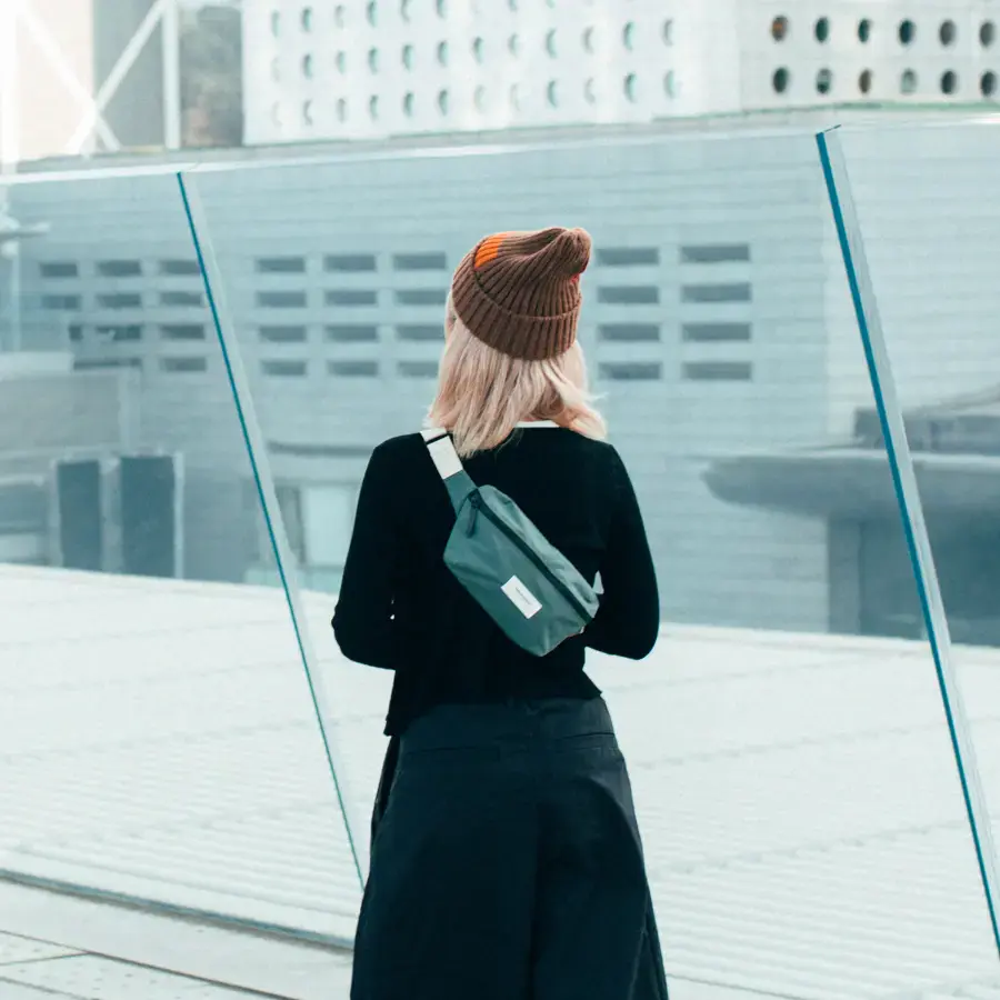 Сумка через плече (бананка) Native Union W.F.A Crossbody Pouch Kraft (CROS-POUCH-KFT)