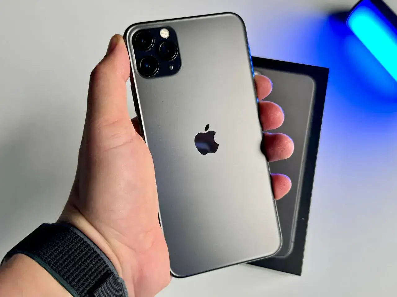 USED Apple iPhone 11 Pro Max 64GB Space Gray (MWGY2)🔋99%(Состояние - 9.5/10, Комплект - iPhone, коробка | гарантия - 1 мес.)