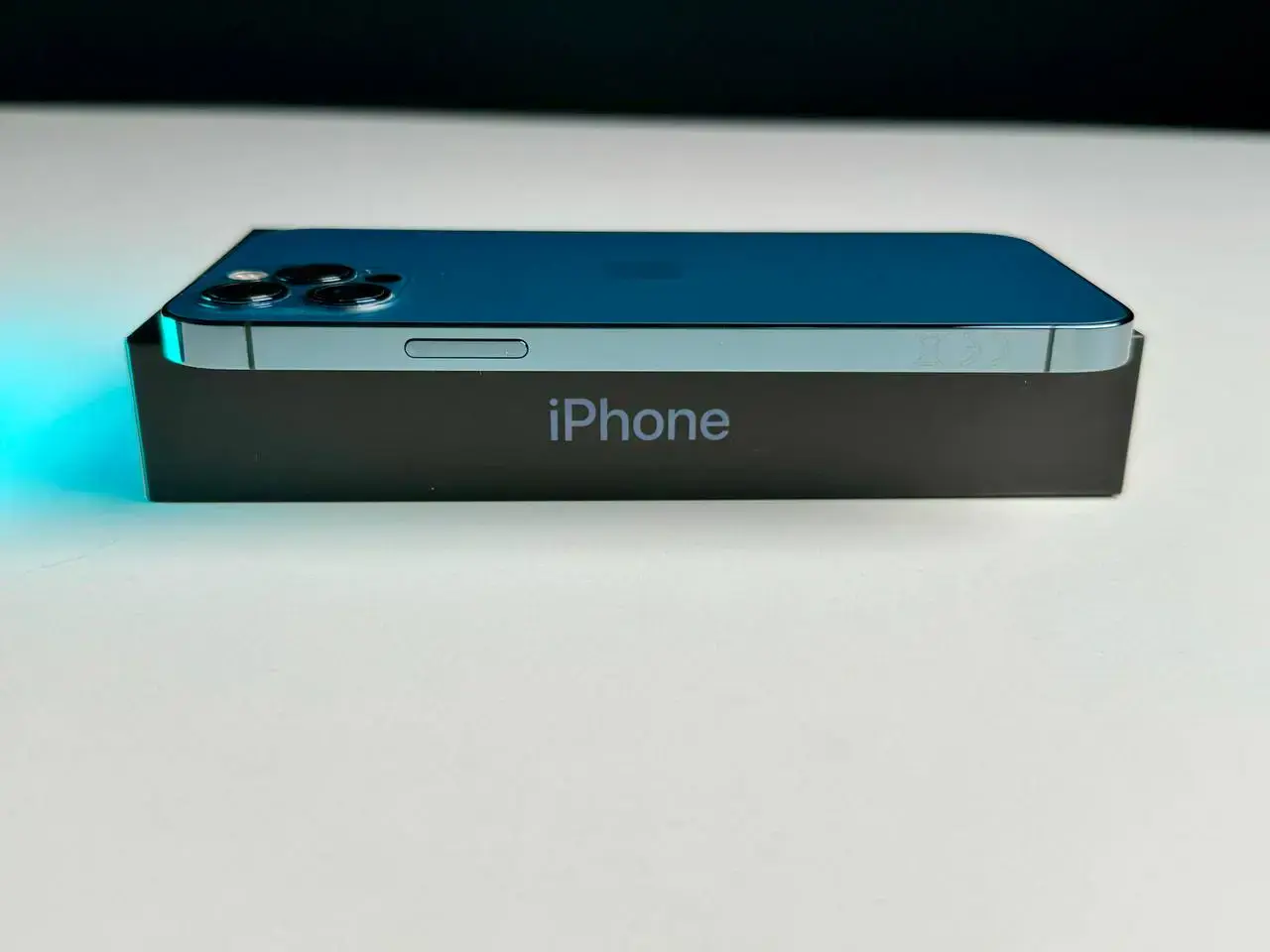 Вживаний Apple iPhone 12 Pro 256GB Pacific Blue (MGLW3, MGMT3)🔋100%(Стан - 9/10, Комплект - повний | гарантія - 1 міс.)