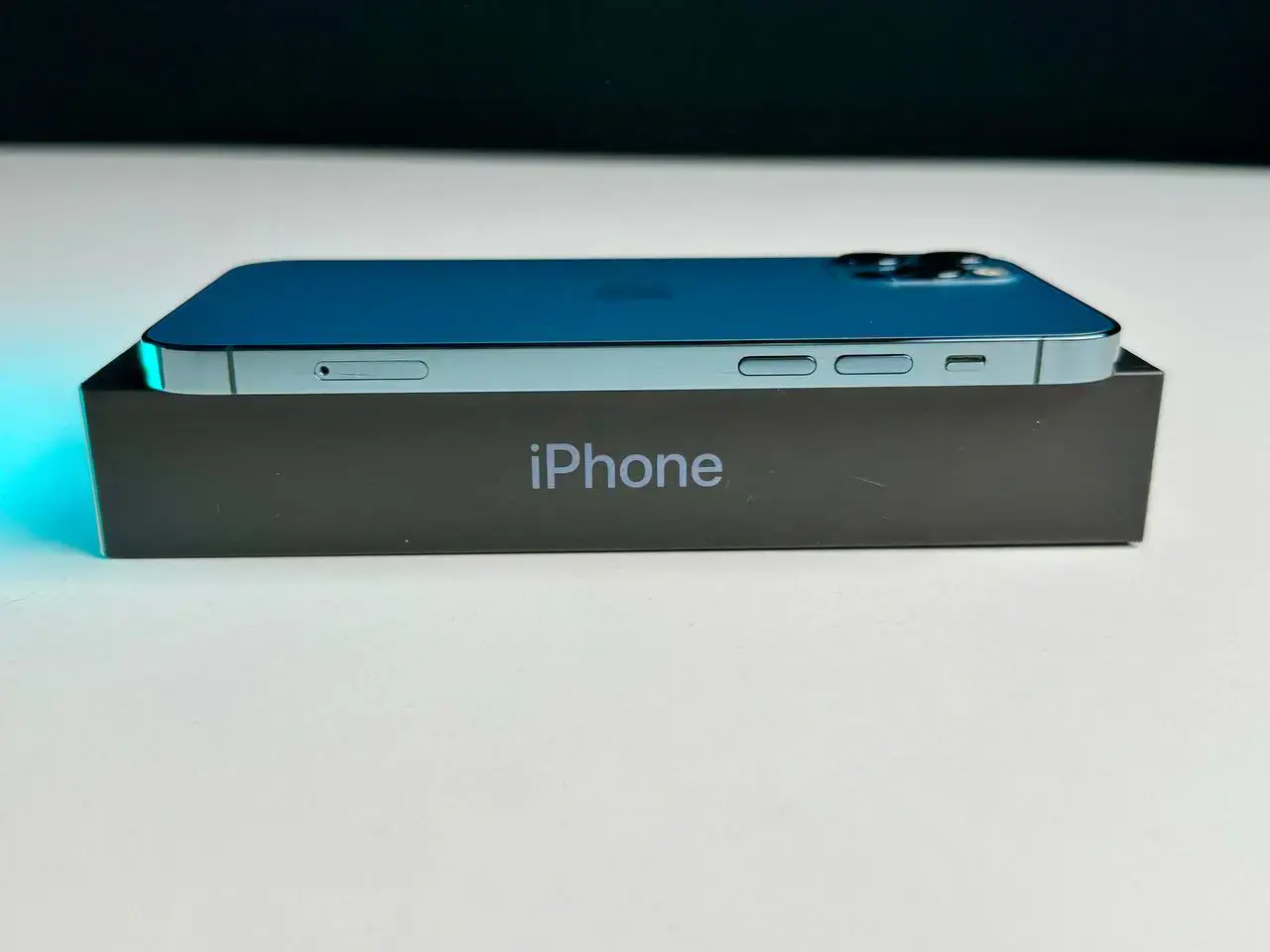 Вживаний Apple iPhone 12 Pro 256GB Pacific Blue (MGLW3, MGMT3)🔋100%(Стан - 9/10, Комплект - повний | гарантія - 1 міс.)