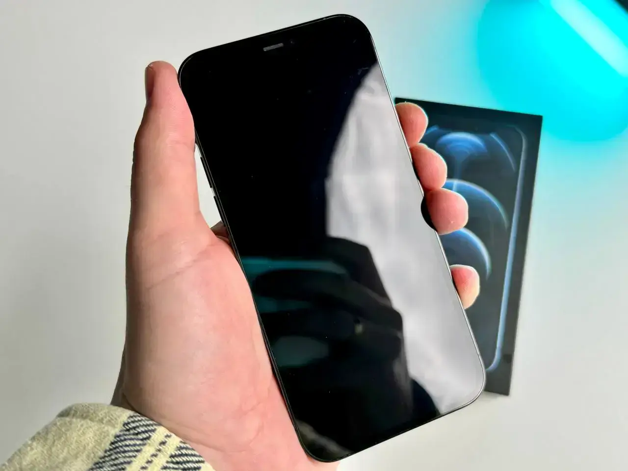 Вживаний Apple iPhone 12 Pro 256GB Pacific Blue (MGLW3, MGMT3)🔋100%(Стан - 9/10, Комплект - повний | гарантія - 1 міс.)
