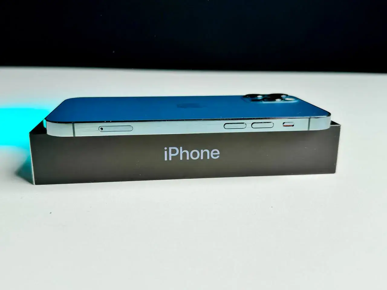 Б/у Apple iPhone 12 Pro 256GB Pacific Blue (MGLW3, MGMT3)🔋84% (Состояние - 7/10, Комплект - полный | гарантия - 1 мес.)