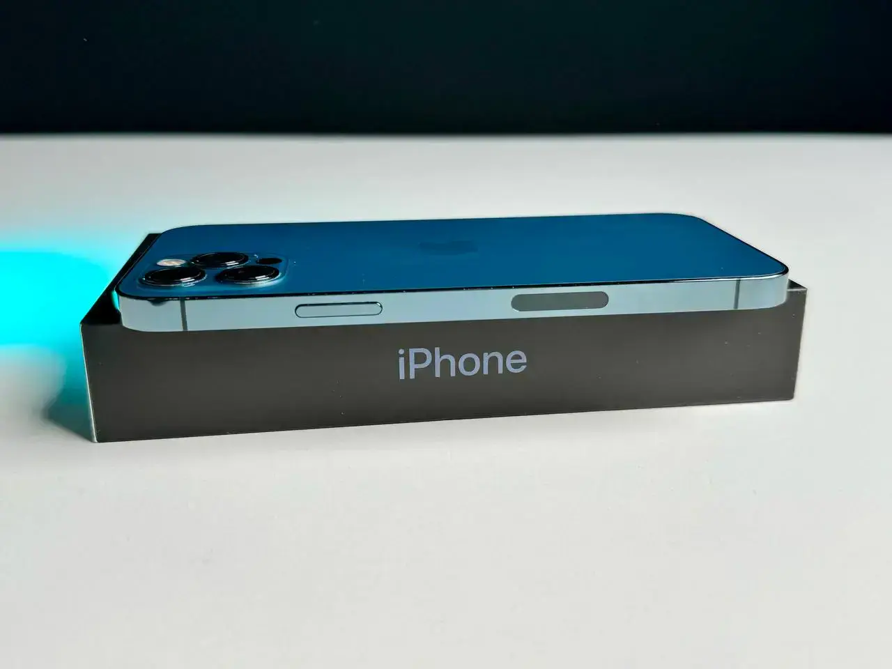 Б/у Apple iPhone 12 Pro 256GB Pacific Blue (MGLW3, MGMT3)🔋84% (Состояние - 7/10, Комплект - полный | гарантия - 1 мес.)
