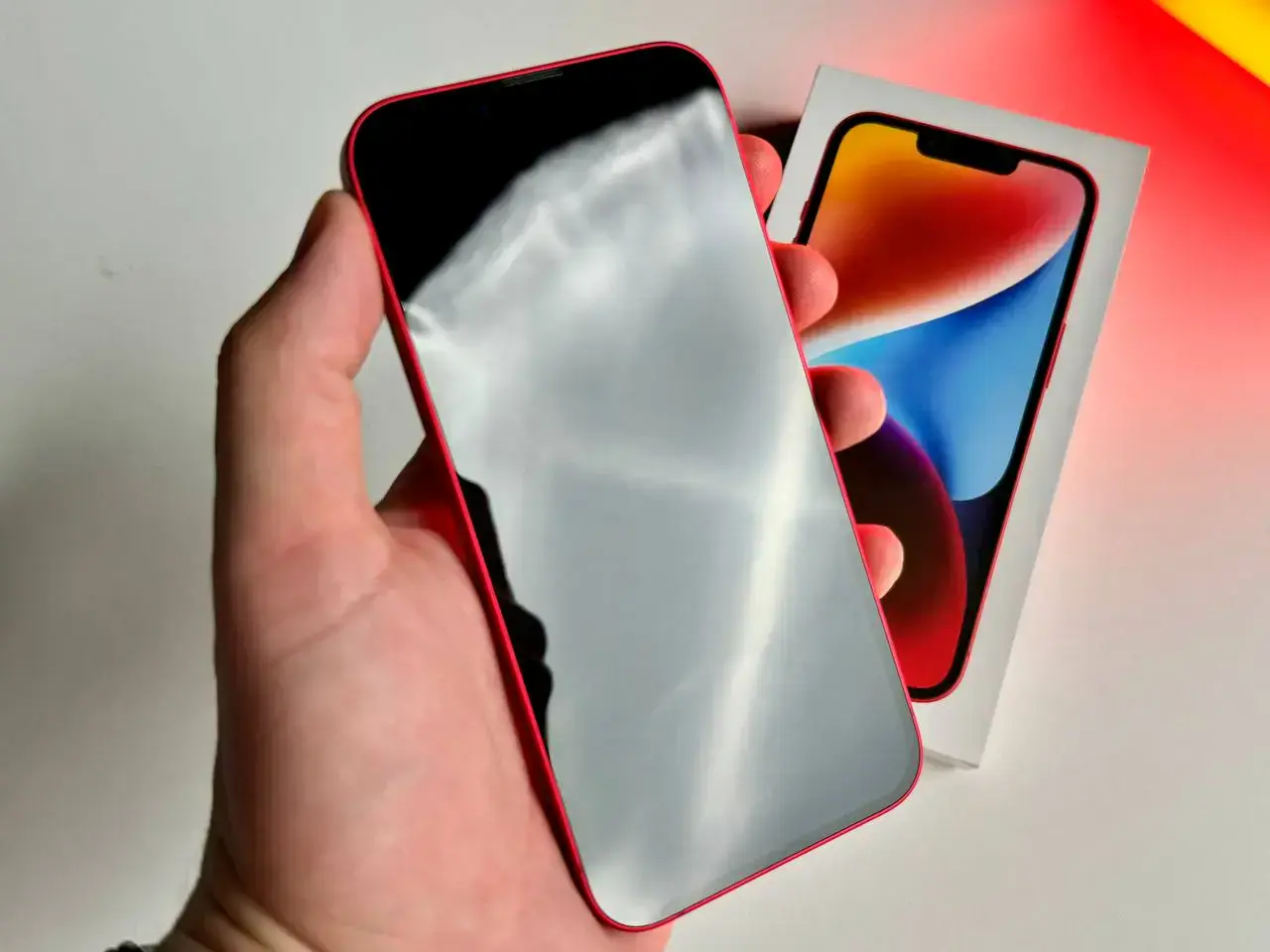 Вживаний Apple iPhone 14 128GB (PRODUCT)RED (MPVA3)🔋95%(Стан - 9.5/10, Комплект - повний | гарантія - 1 міс.)