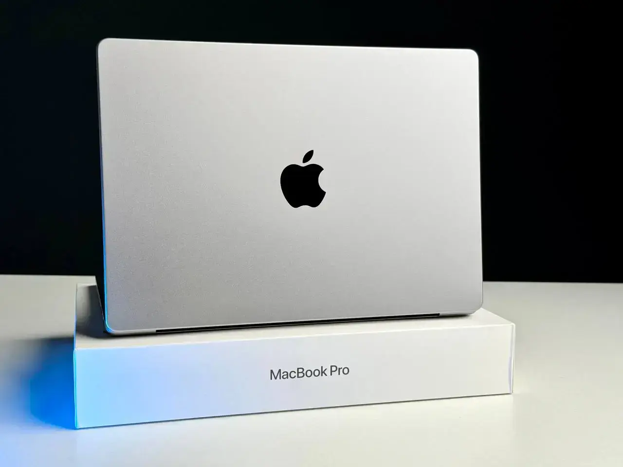 ВЕТРИННЫЙ MacBook Pro 14" Space Gray (MKGP3) 2021 - Состояние: идеальный | Комплект: полный | Гарантія: 3 мес.