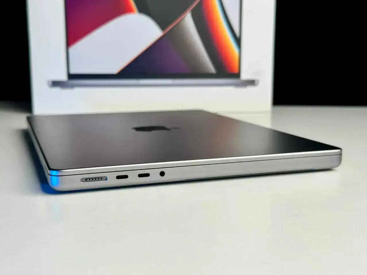 ВЕТРИННЫЙ MacBook Pro 14" Space Gray (MKGP3) 2021 - Состояние: идеальный | Комплект: полный | Гарантія: 3 мес.