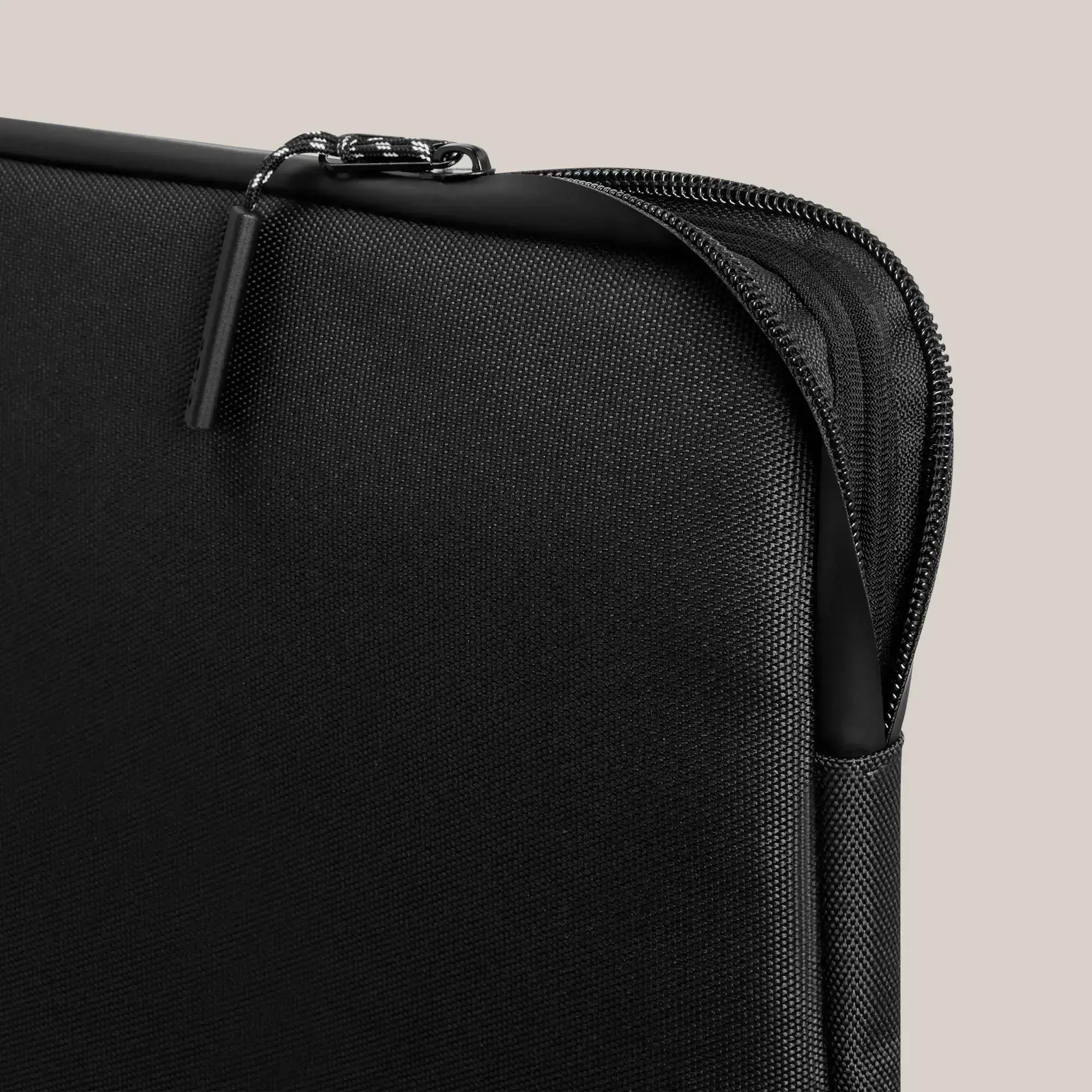 Чехол-папка LAUT URBAN PRO SLEEVE для MacBook 13"-14" - Black (L_MB14_UP_BK)