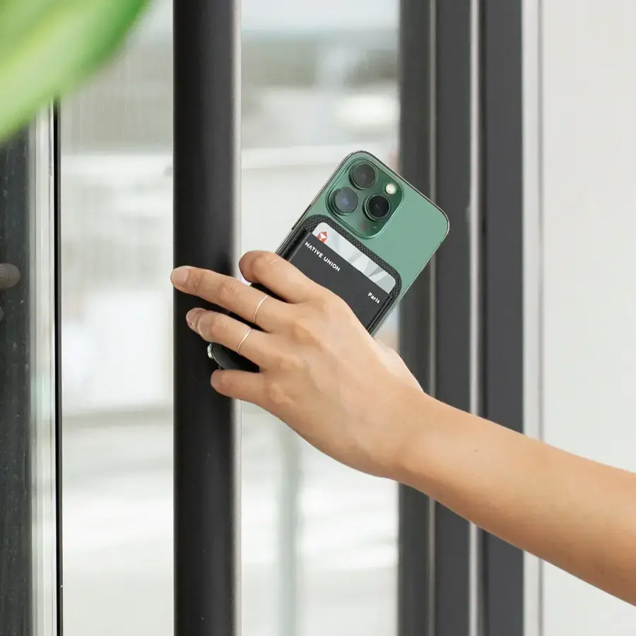 Гаманець для карток Native Union (RE) Classic Wallet Magnetic - Black (RECLA-BLK-WAL)