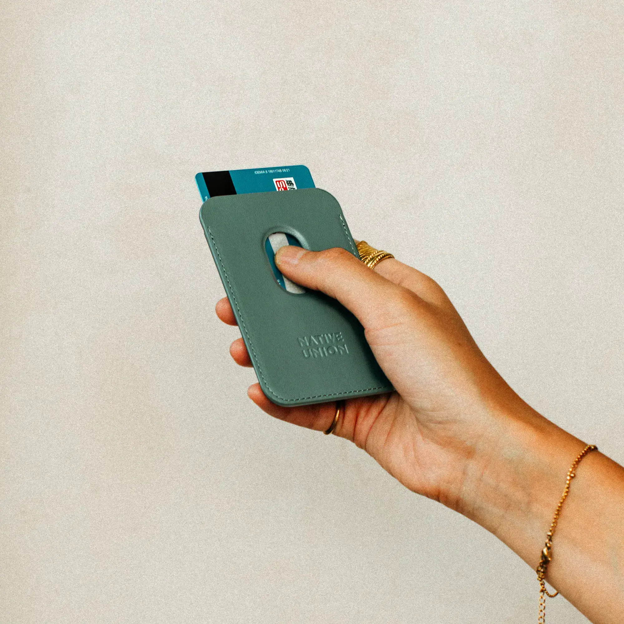 Кошелек для карточек Native Union (RE) Classic Wallet Magnetic - Slate Green (RECLA-GRN-WAL)